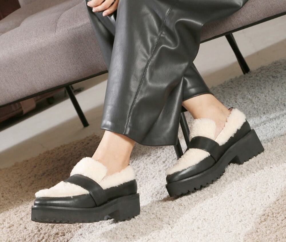ALL BLACK Womens Leather & Sherpa Loafers / Size 10.5 US / 41 EUR/ NEW
